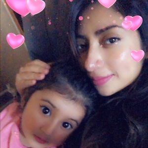 Meet your Posher, Tania